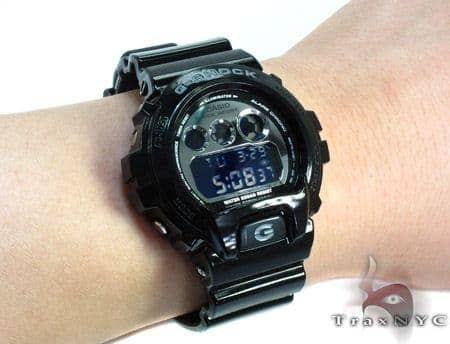 Casio G-Shock Mirror Metallic' Digital Watch DW6900NB-1