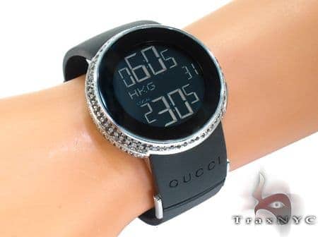 gucci women's digital watch