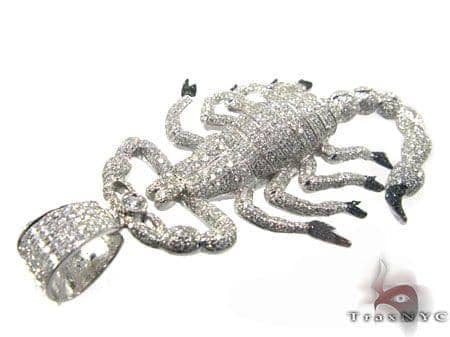 white gold scorpion necklace