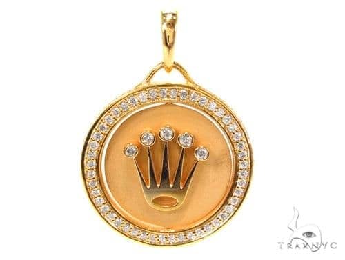 crown pendant mens