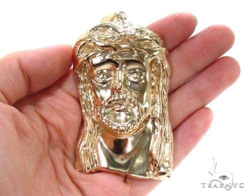 Mens gold deals jesus pendant