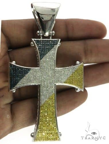 10K White Gold Micro Pave Diamond Tri 