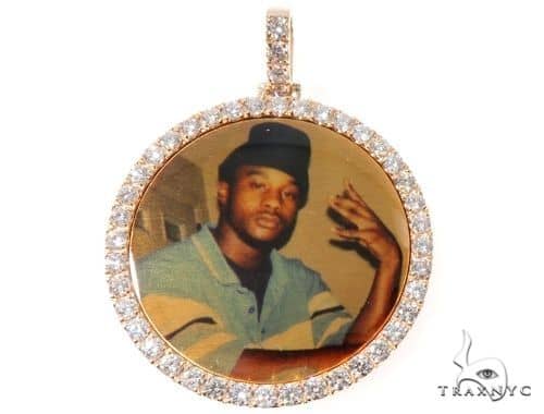 14K Yellow Gold Customizable Photo 