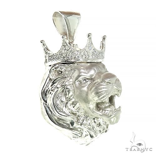 Mens lion solid silver pendant 