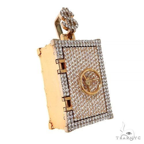 Custom Jewelry - LV Pendant 19140: quality jewelry at TRAXNYC - buy online,  best price in NYC!